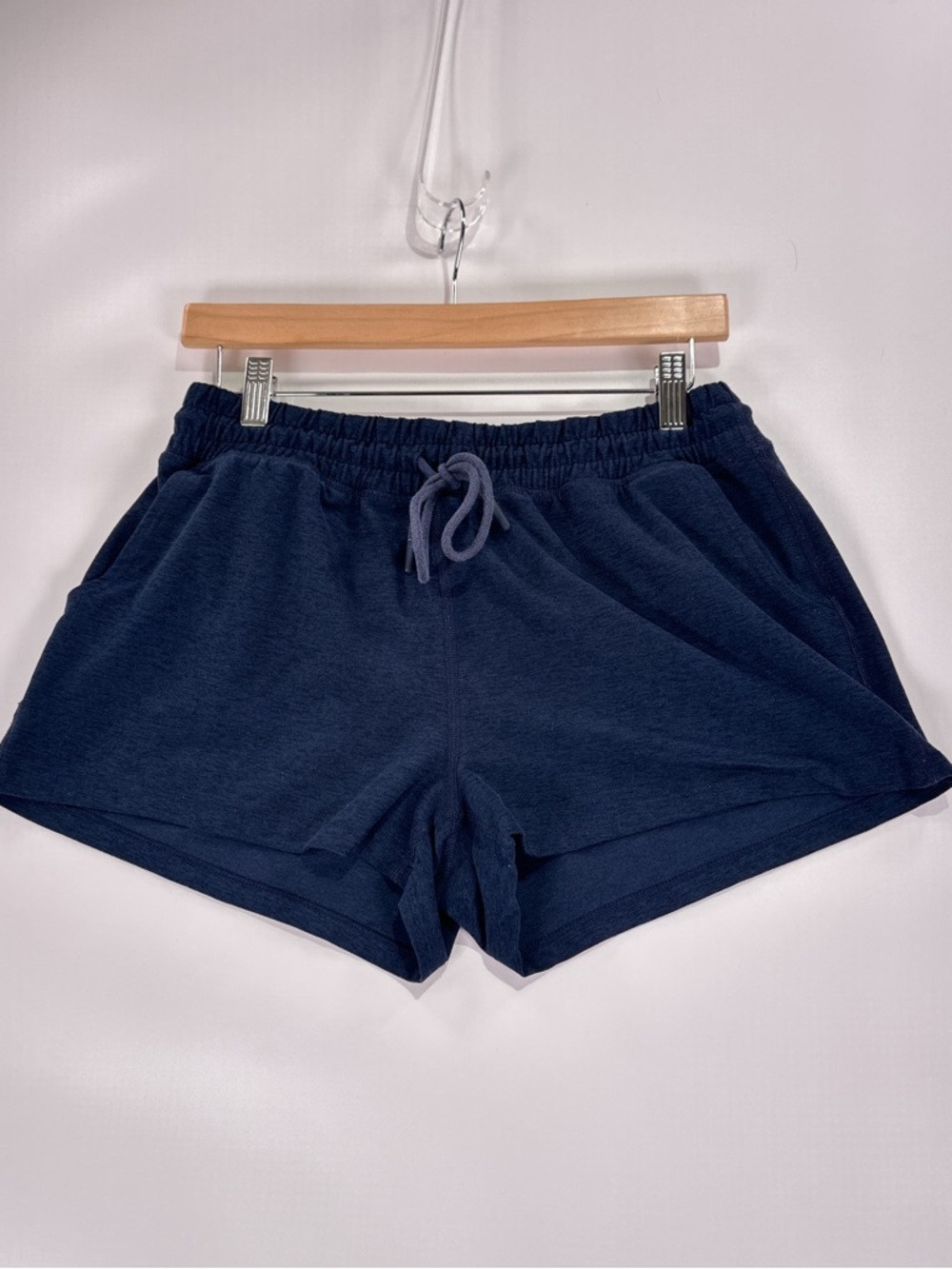 Beyond Yoga Spacedye Worked Up Shorts Drawstring Pockets Nocturnal Navy Size M - Picture 2 of 10